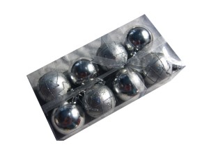 Bombki nietłukące srebrne 6cm. W kostce 8szt.